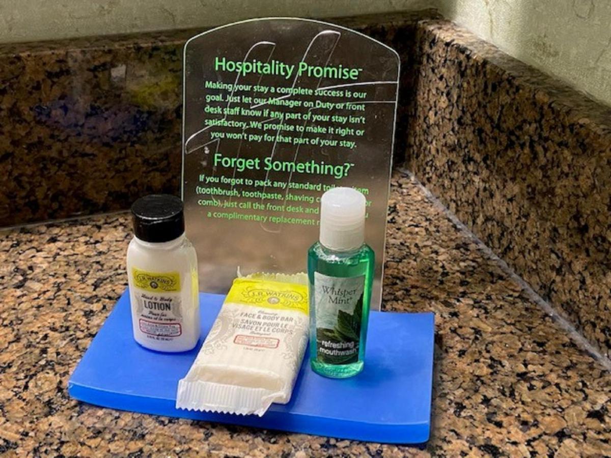 Holiday Inn Express Hotel & Suites Atlanta Buckhead By Ihg Bagian luar foto