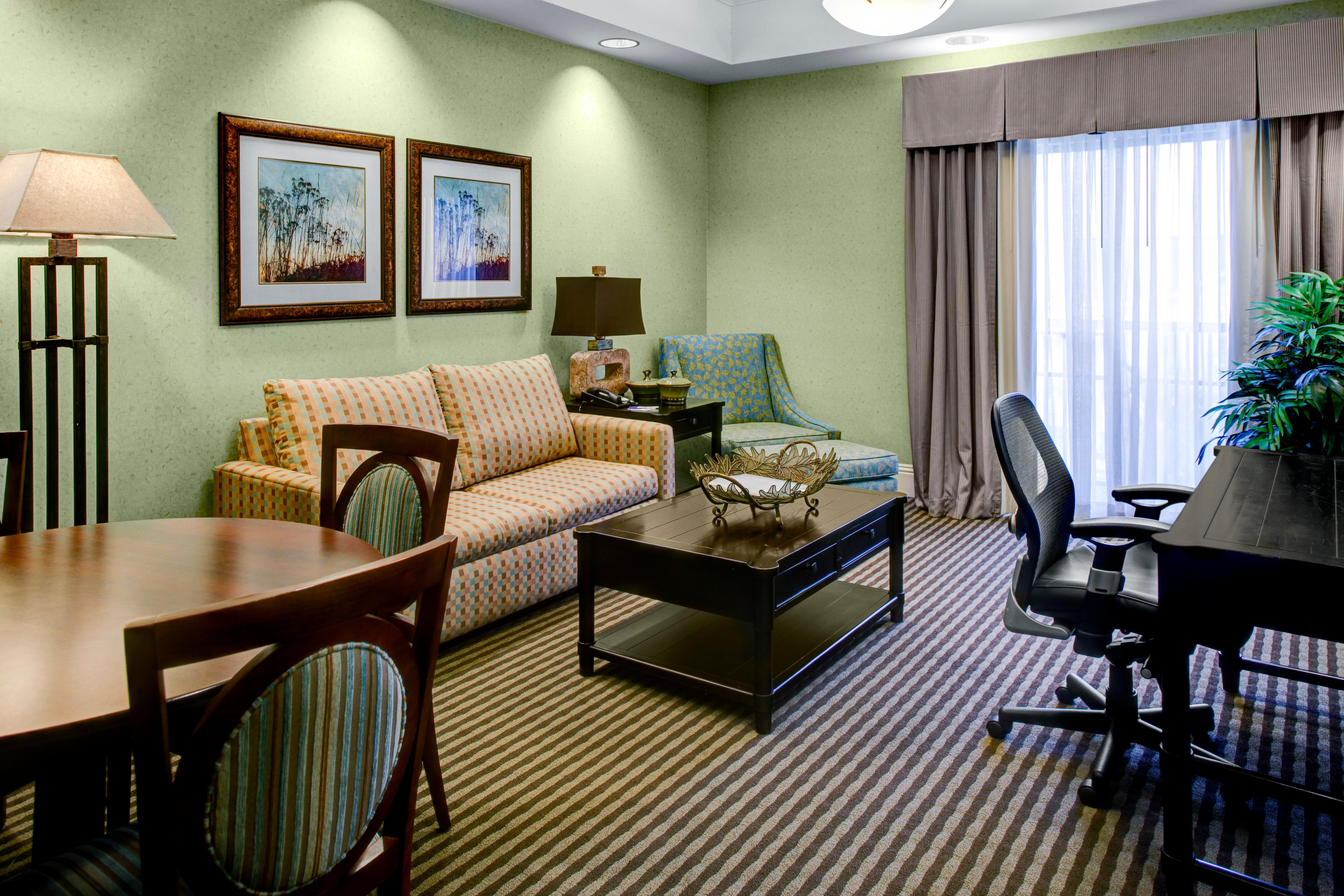 Holiday Inn Express Hotel & Suites Atlanta Buckhead By Ihg Bagian luar foto