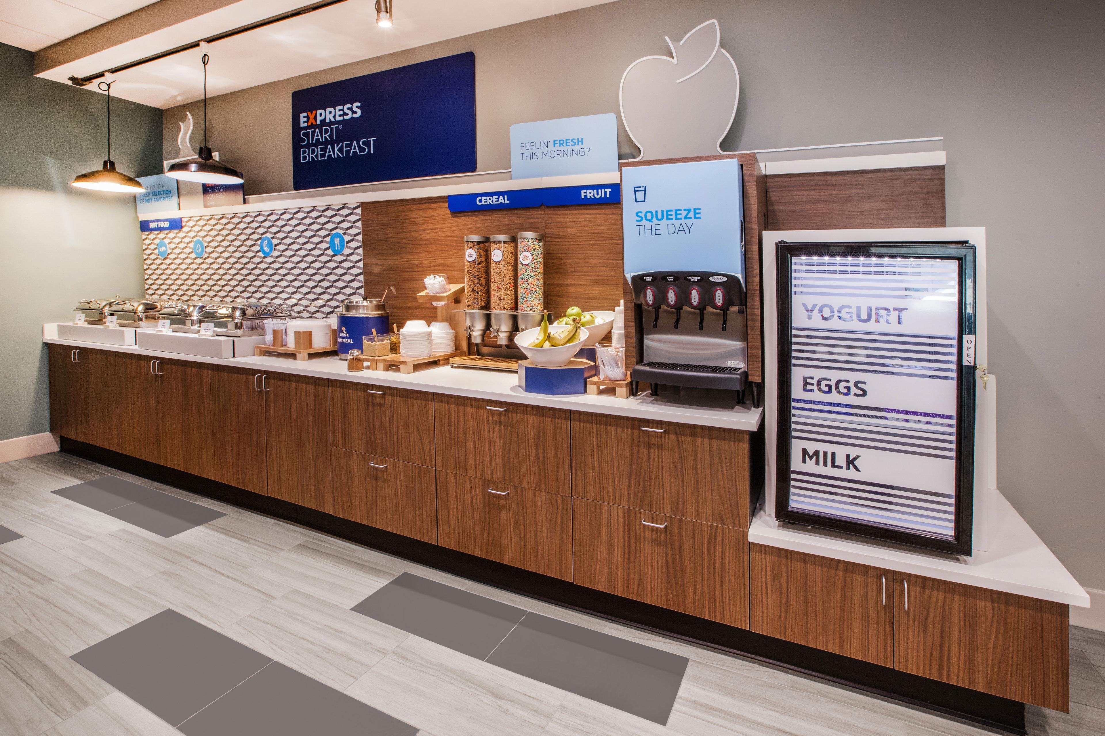 Holiday Inn Express Hotel & Suites Atlanta Buckhead By Ihg Bagian luar foto