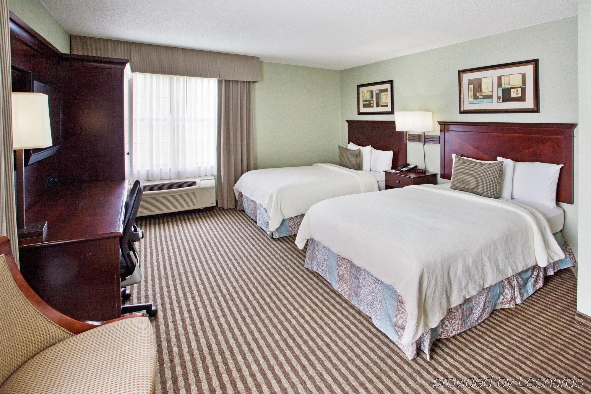 Holiday Inn Express Hotel & Suites Atlanta Buckhead By Ihg Bagian luar foto