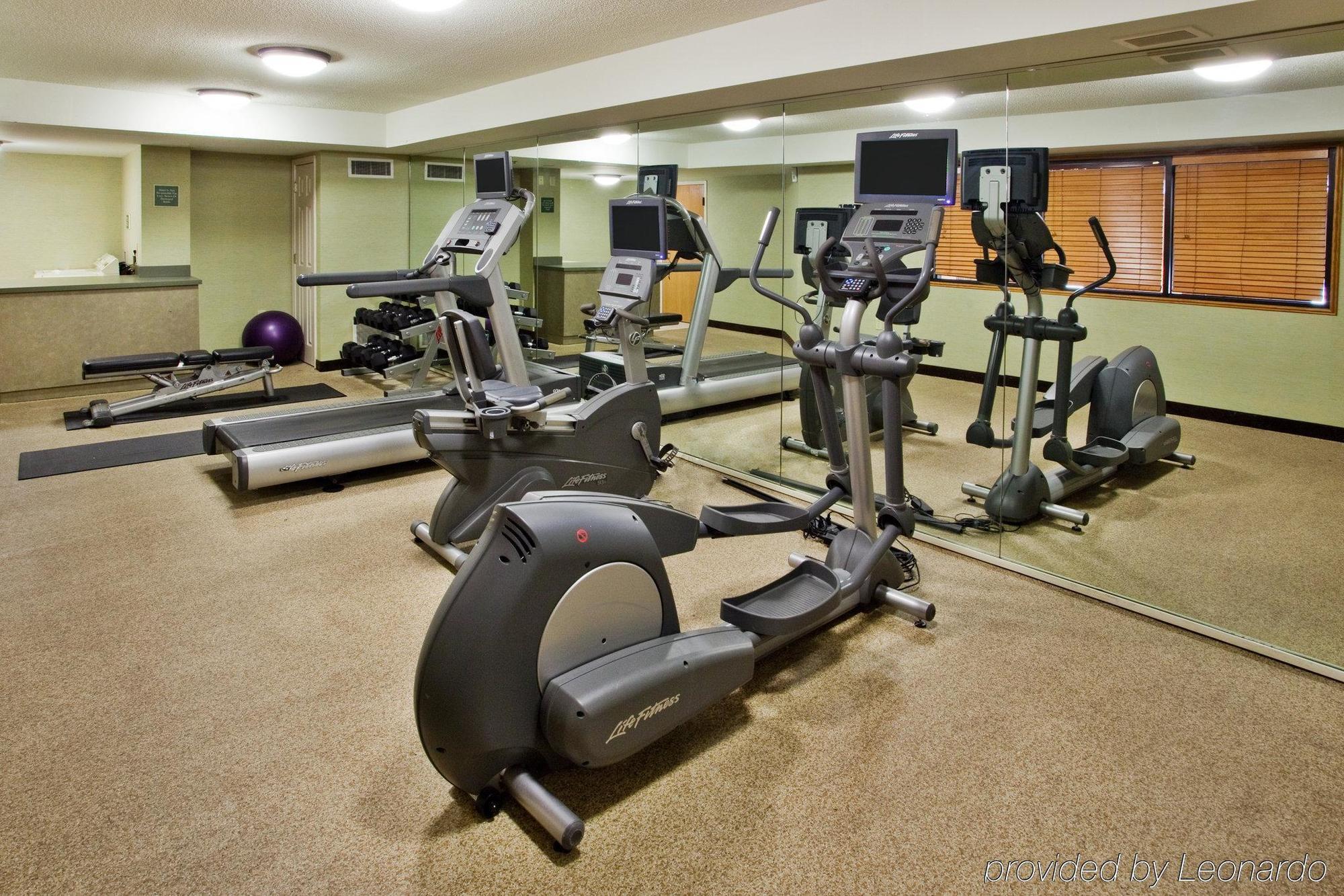 Holiday Inn Express Hotel & Suites Atlanta Buckhead By Ihg Bagian luar foto