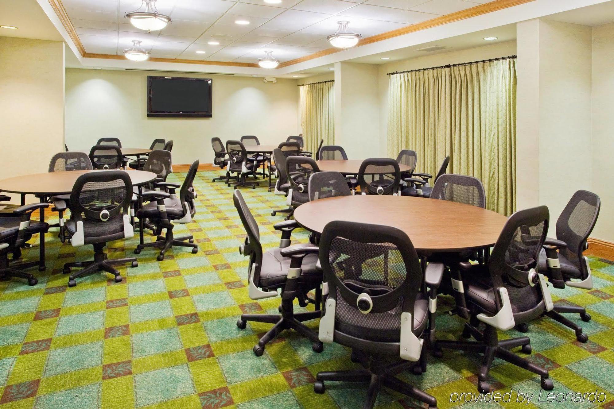 Holiday Inn Express Hotel & Suites Atlanta Buckhead By Ihg Bagian luar foto